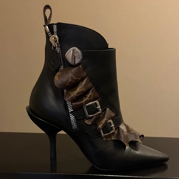 Louis Vuitton Black and Brown Heeled Boots - Picture 1 of 9